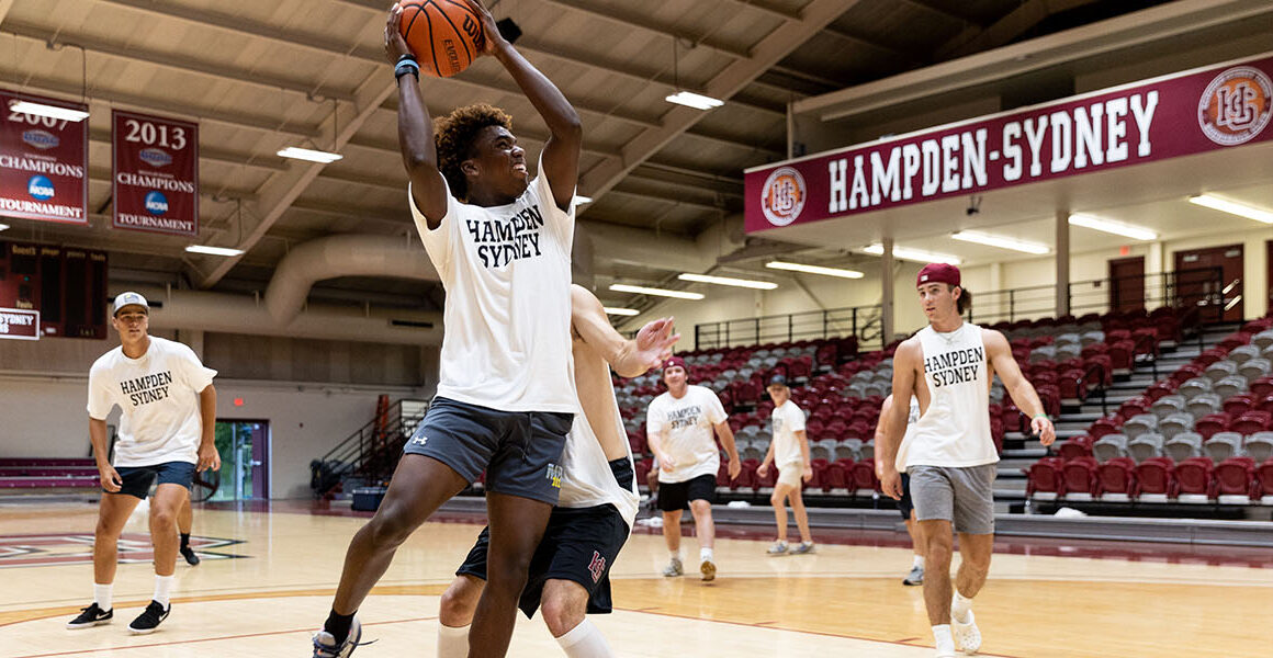 Everything You Need to Know About Hampden Sydney Basketball